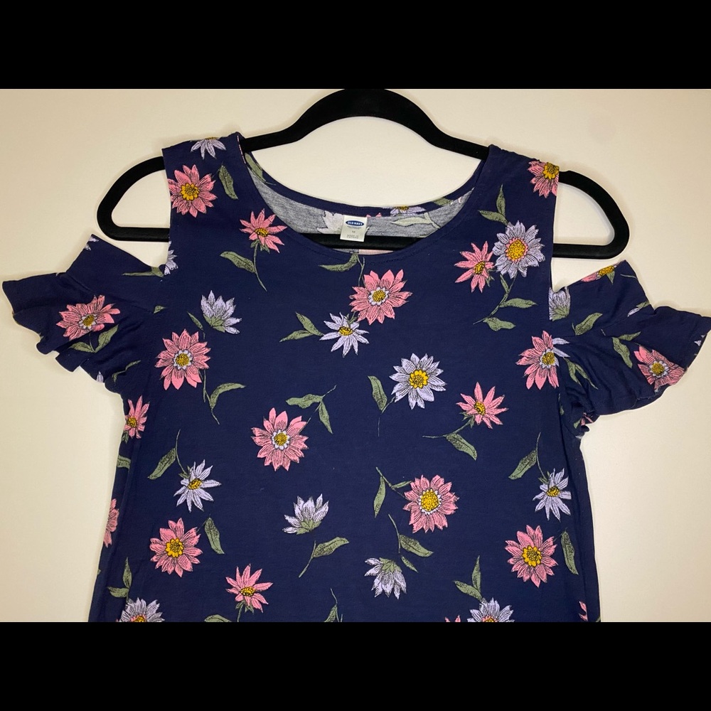 Old Navy floral cold shoulder top